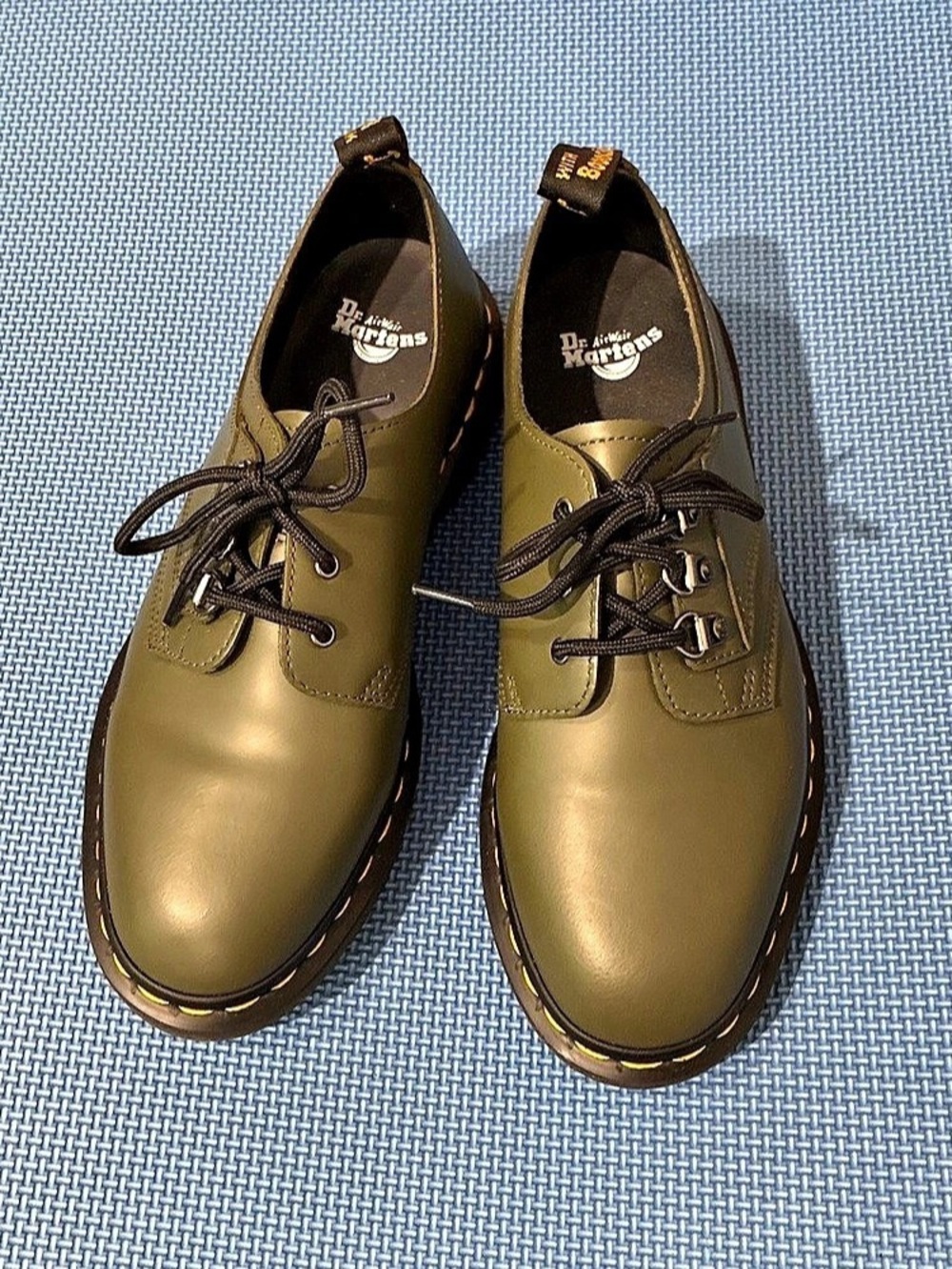 Brand New Dr. Martens Smooth Leather Oxford Shoes Olive Smooth Leather Oxford